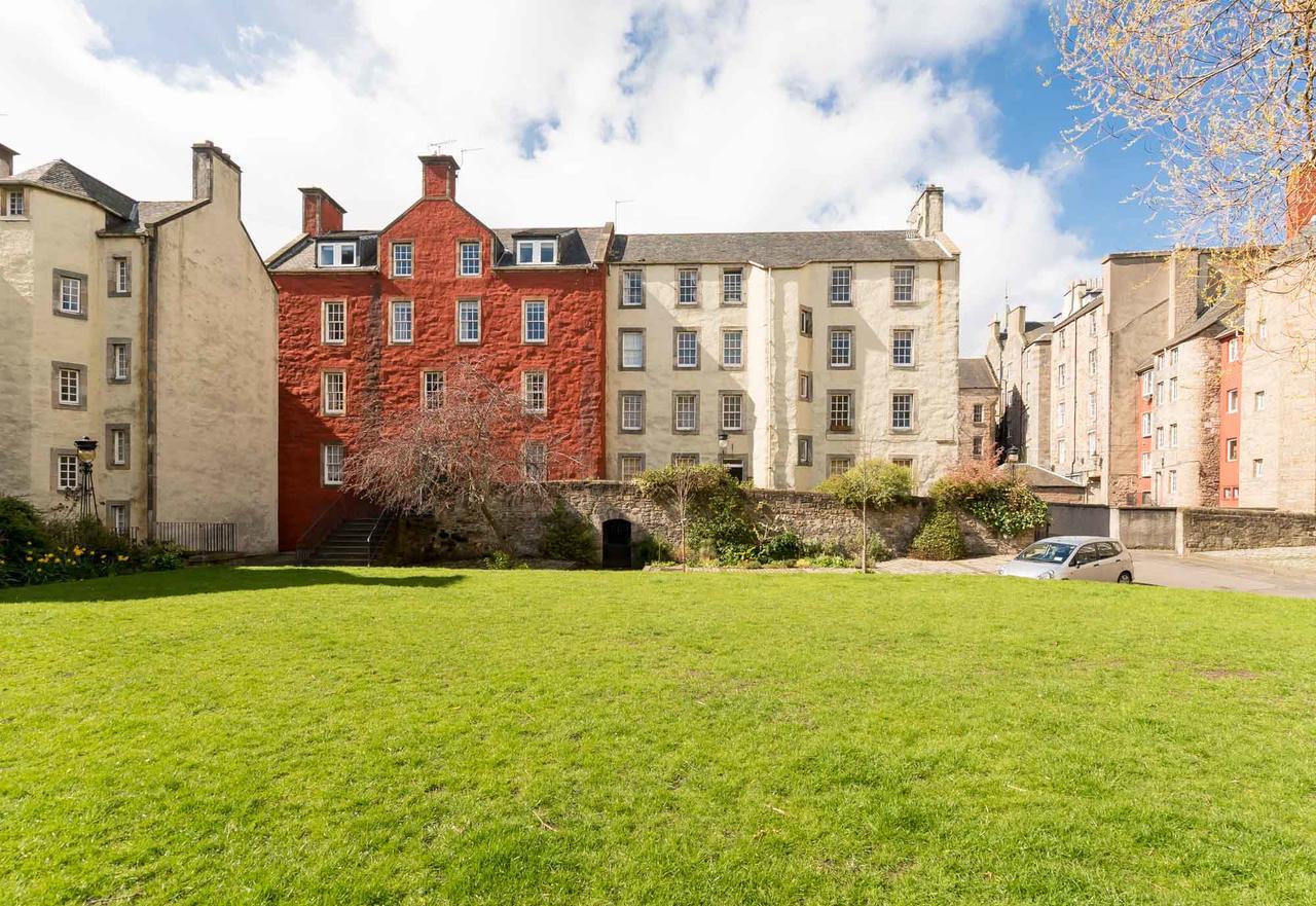 Apartment Near The Royal Mile 爱丁堡 外观 照片